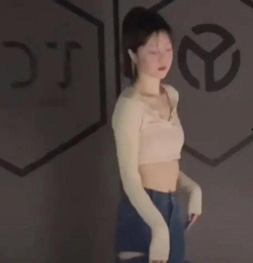 娱乐八卦吃瓜头像女图片,揭秘“吃瓜女神”的神秘面纱  第2张